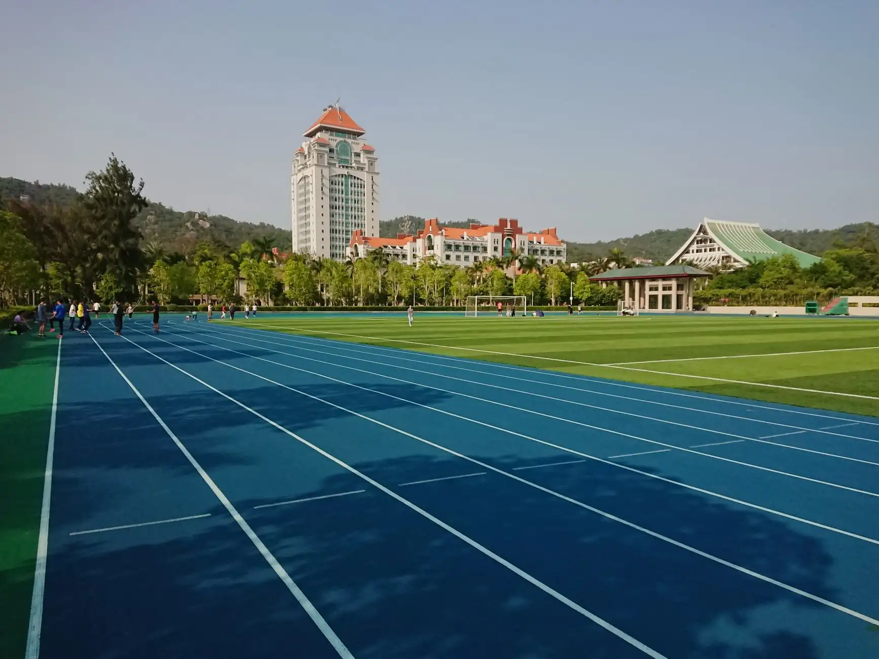 上海家庭清洁用品选购指南：洗衣粉与柔顺剂搭配技巧解析